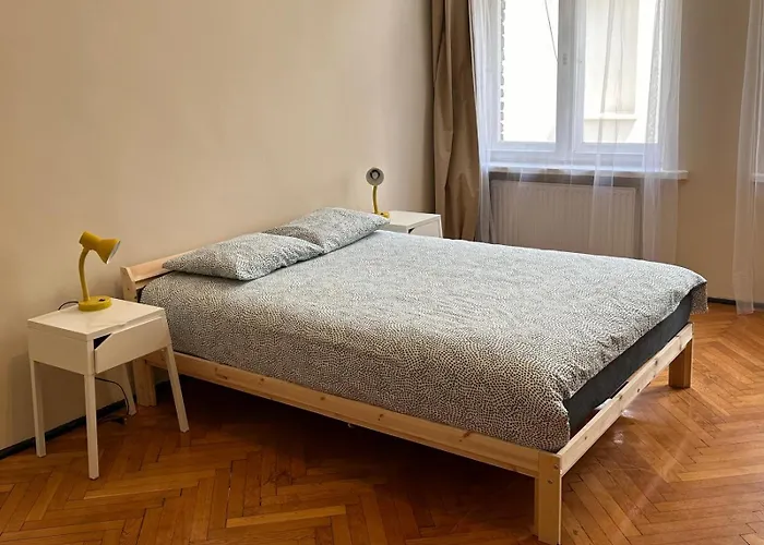 Appart hôtel Apolla 12 *