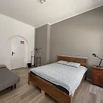 Apolla 12 *