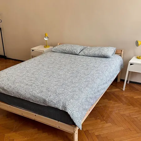 Apolla 12 Познань