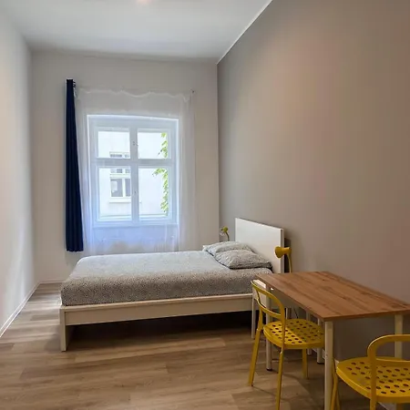 Apolla 12 Aparthotel *