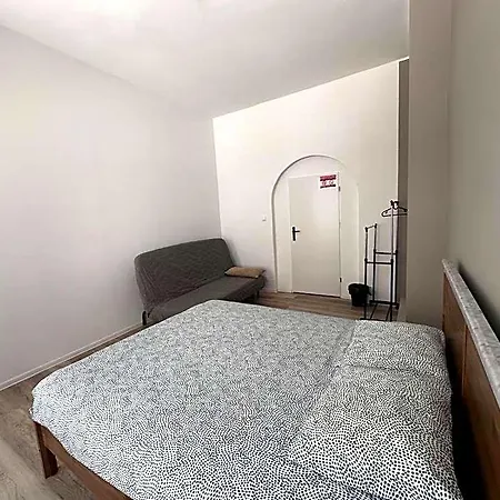 Aparthotel Apolla 12 *