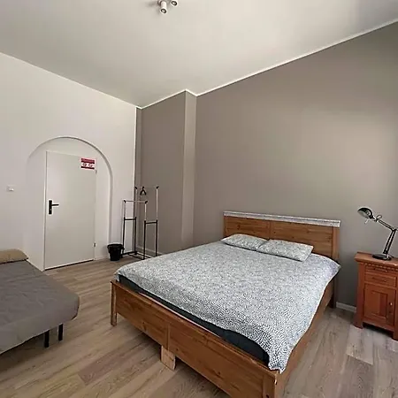 Apolla 12 Poznan